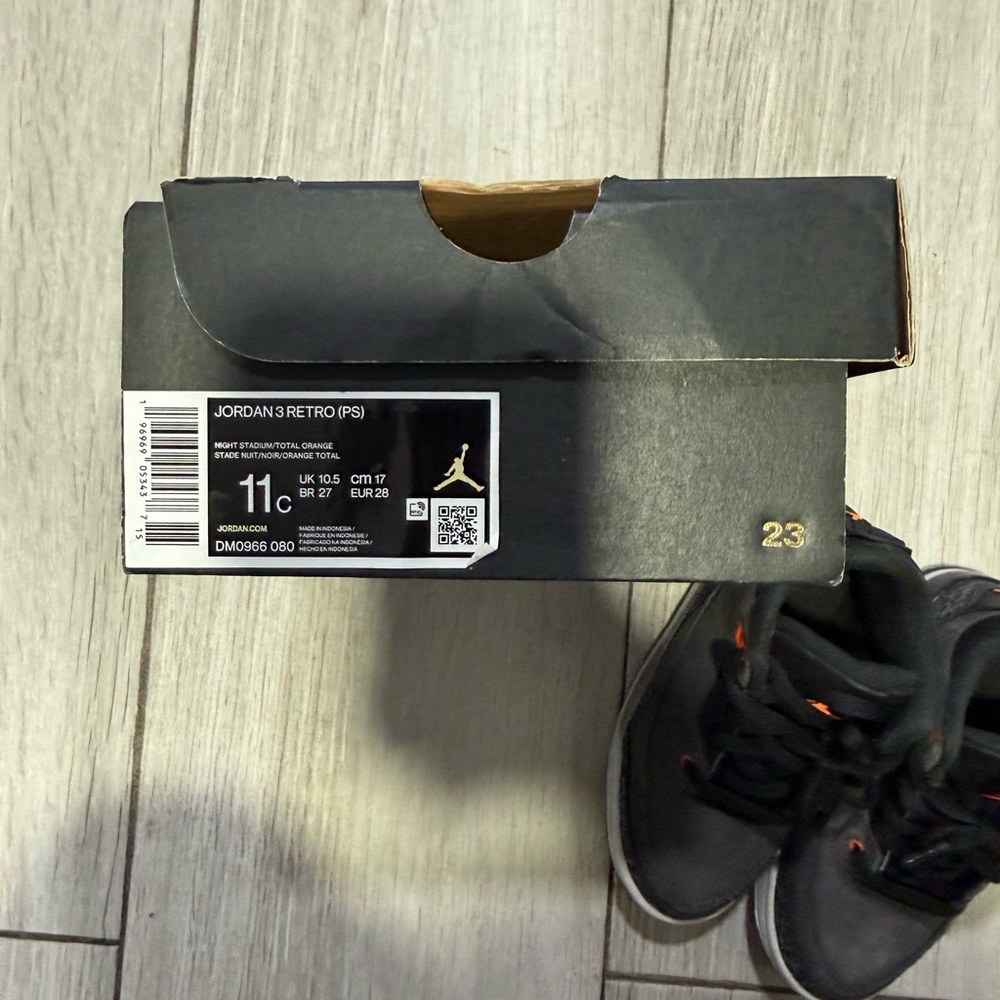 Jordan Retro 3 - Picture 7 of 7